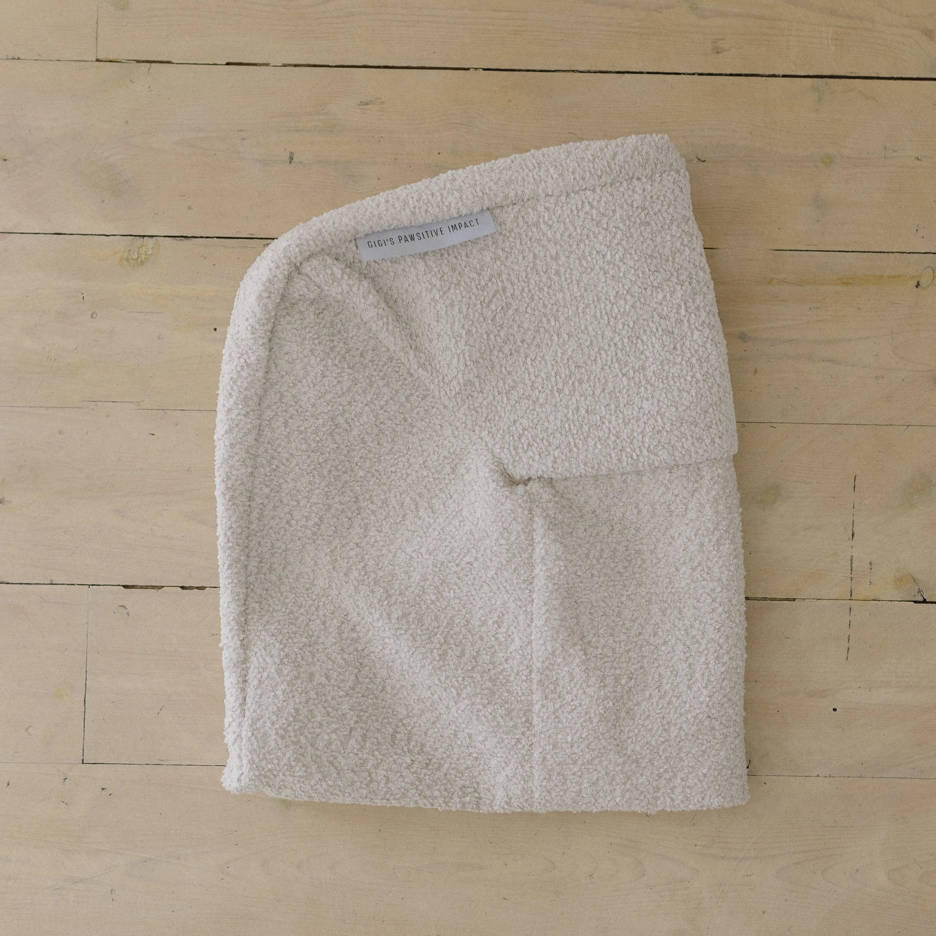 Spare cream boucle dog bed cover for extra small / small size bed
